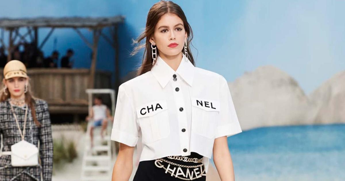 Esta es la camisa blanca que Bershka le ha copiado a Chanel