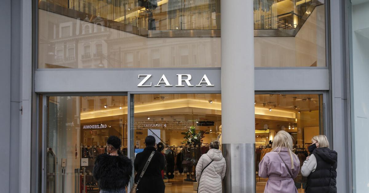 Zara Pide A Los Clientes Perchar Sus Prendas En Probadores