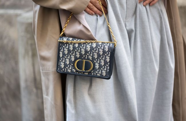 Bolsos de mano Louis Vuitton para mujer  Compra o Vende tus bolsos de Lujo  - Vestiaire Collective