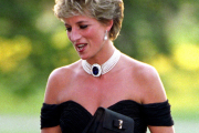 Diana de Gales sustituyó una prenda de Valentino por el famoso vestido de cóctel diseñado por Christina Stambolian.