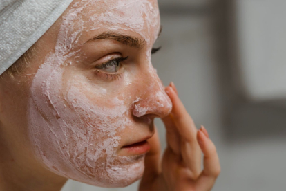 ¿Desmaquillas y limpias tu rostro de forma correcta todos los días? Aquí tienes algunas claves (y productos) para hacerlo como un experto.