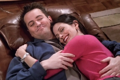 Los personajes que interpretaban en Friends pasaron de ser amigos a pareja en la serie.