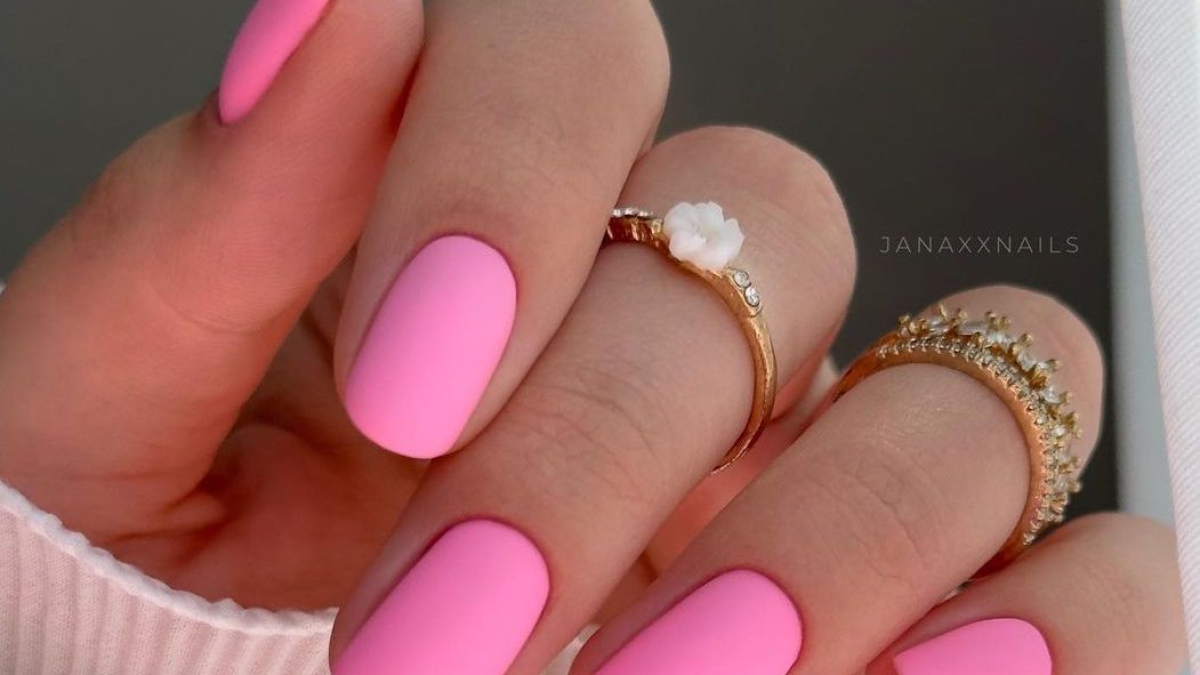 
         Seis colores de uñas que son perfectos para ser la reina de las manicuras este verano 
    