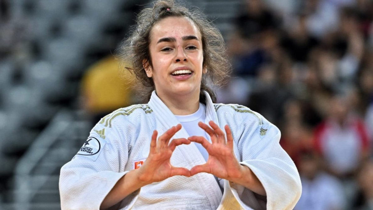 
         La española Aitana Díaz, se consagra como campeona del mundo por primera vez 
    