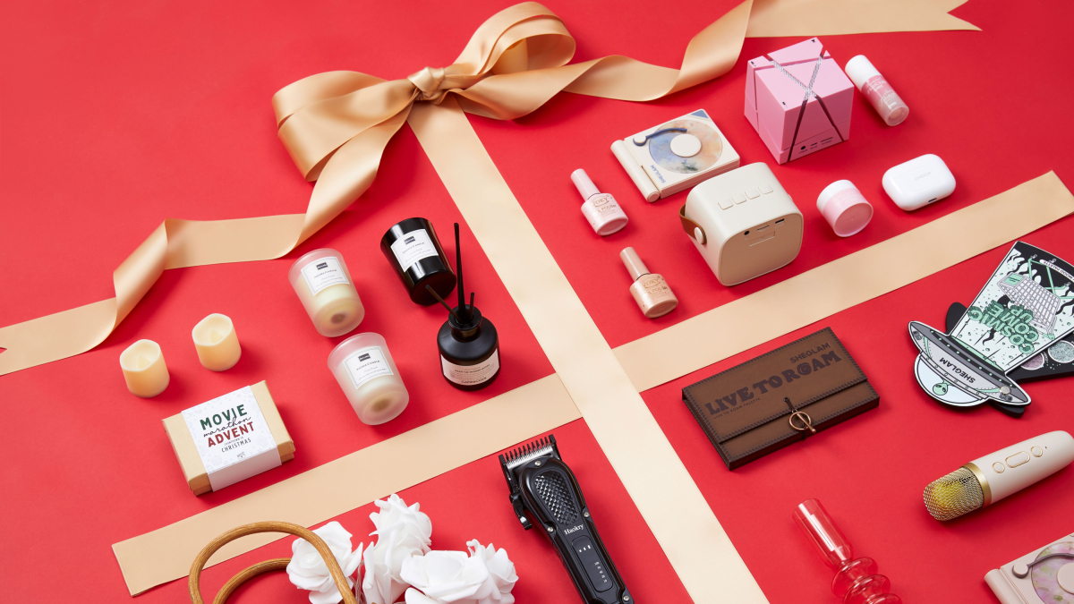
         Desde tazas decorativas al colorete viral en TikTok: 15 regalos de navidad por menos de 20 euros que puedes conseguir en SHEIN 
    