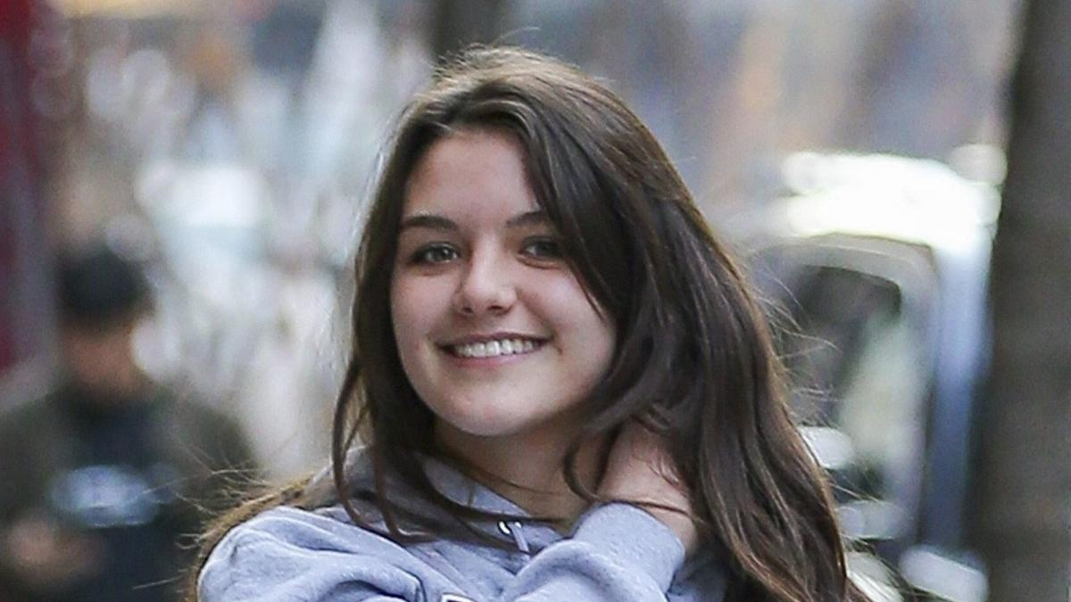 
        La hija de Tom Cruise, Suri, cumple 18 años y sigue sin hablarse con su padre
    