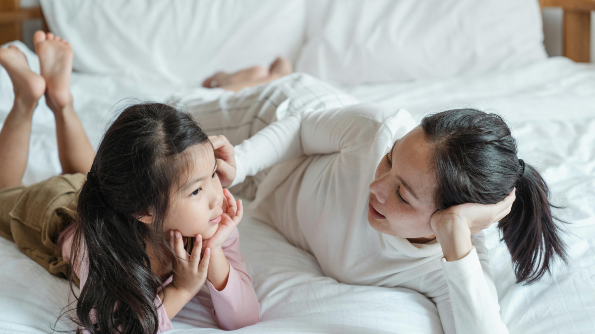 
        Dos claves para identificar y cuidar las emociones de nuestros hijos según un psicólogo experto
    