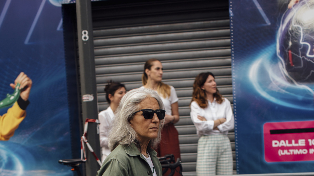 
        Blusas de verano de Massimo Dutti para las mujeres +50 que quieren ir elegantes y fresquitas
    