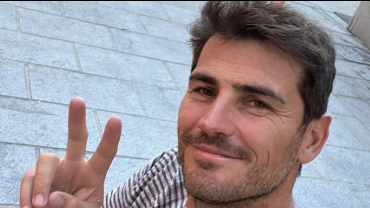 
                Cita clandestina de Iker Casillas con una modelo de Only Fans en Blanes
            