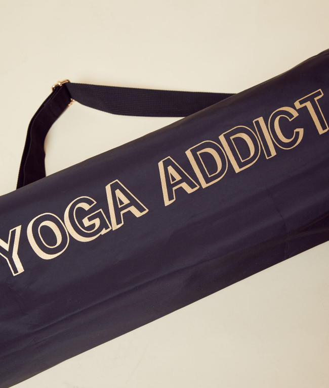 Bolsa de yoga, Etam