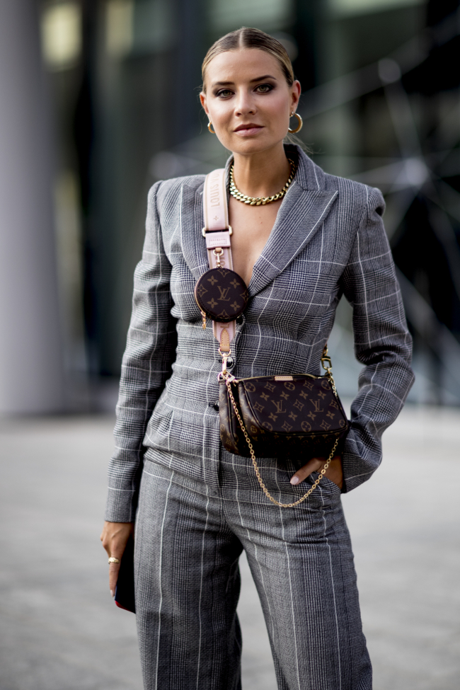 Valentina Ferragni in Louis Vuitton Multi Pochette