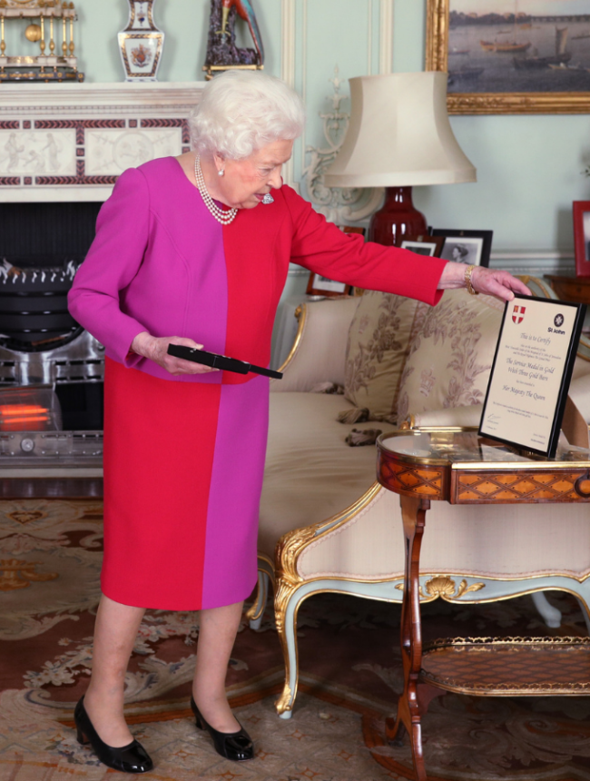 Los looks más icónicos y emblemáticos de la reina Isabel II