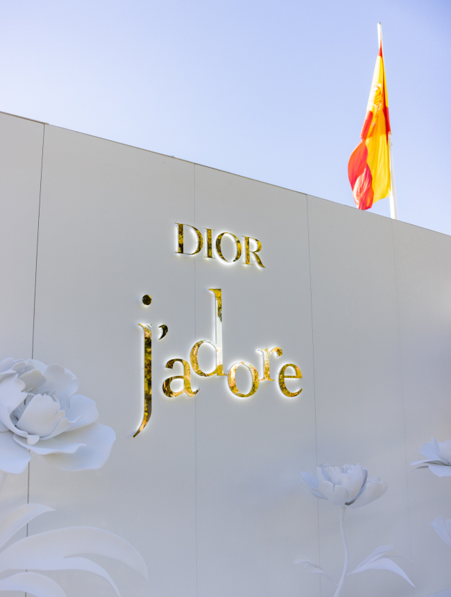 Marquesinas campaña publicitaria Dior J'Adore D'Eau en Madrid