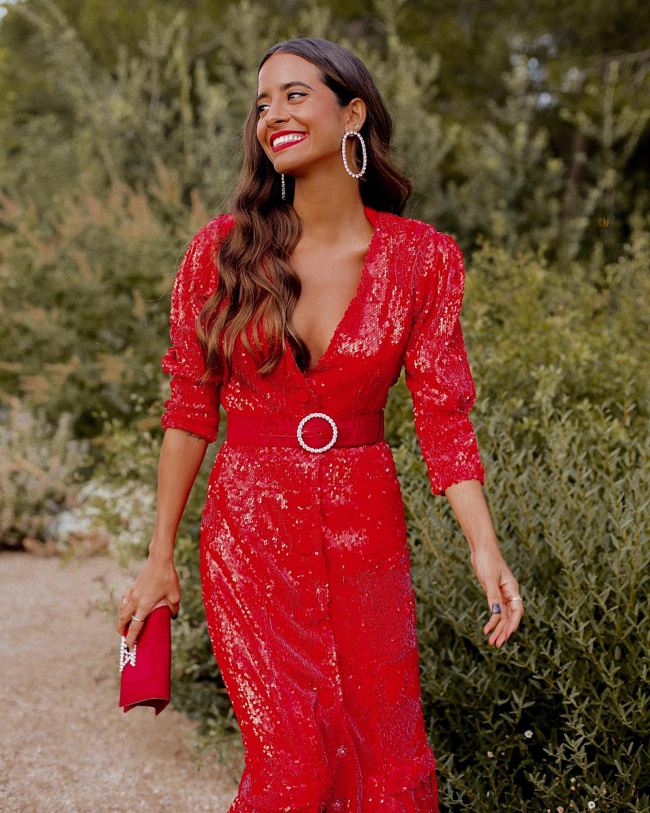Los 15 vestidos rojos de invitada más para bodas de 2022
