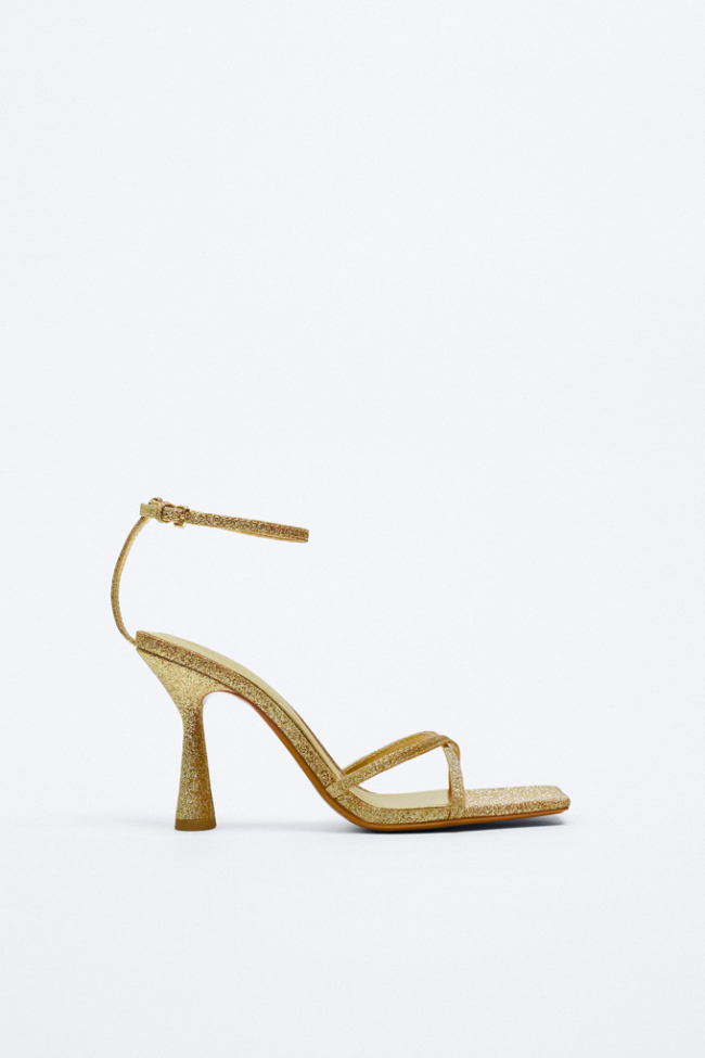 total Ese Facturable Sandalias doradas de Zara y Mango para tu look de invitada