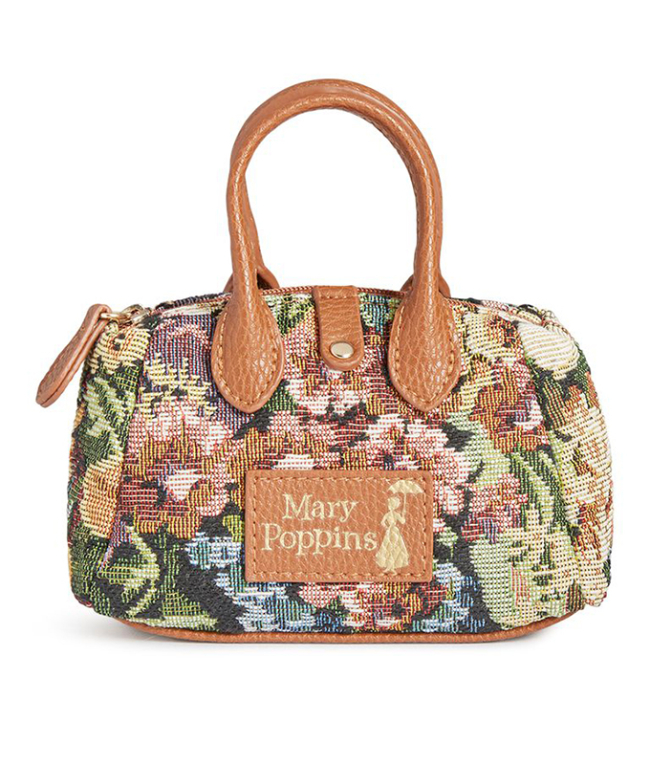 A partir de ahora podrás decir tu bolso es el de Mary Poppins y no estarás exagerando