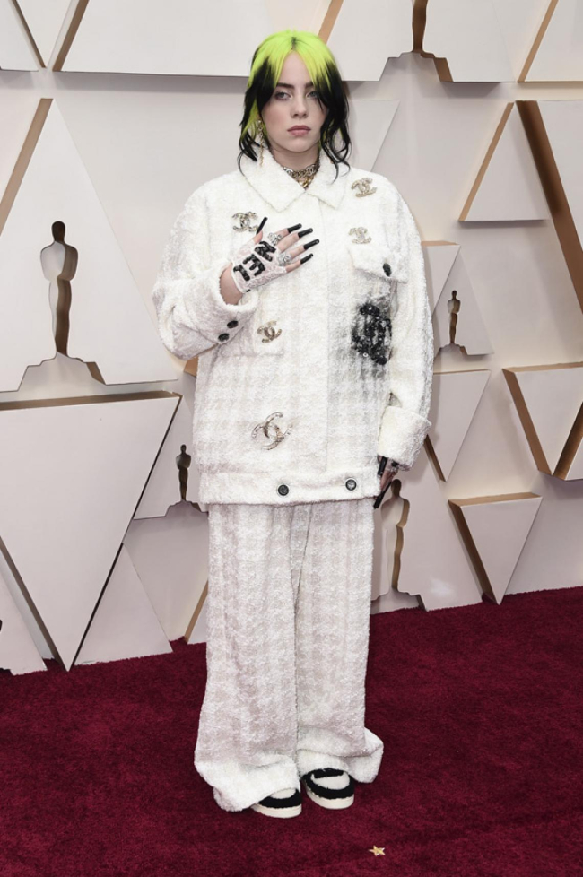 El look de Billie Eilish en los Premios Oscar 2020