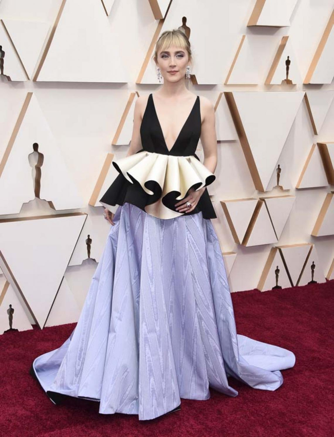 El look de Saoirse Ronan en los Premios Oscar 2020