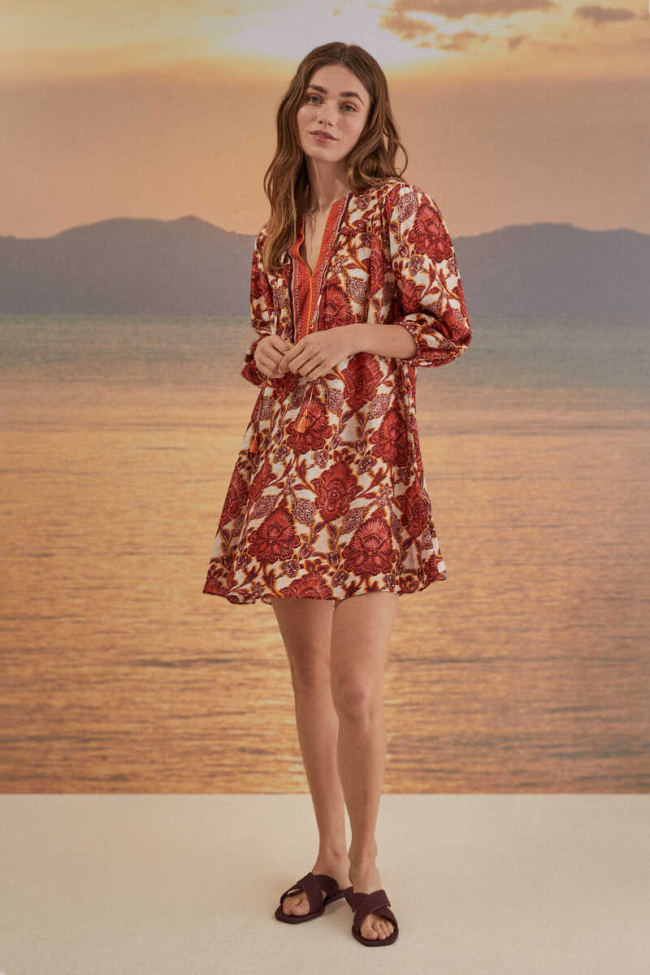 12 vestidos de Zara que las mujeres de más de 50 están agotando para otoño:  cuestan menos de 30 euros