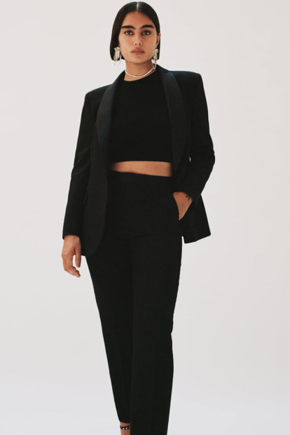 El conjunto de Zara formado por un chaleco y unos pantalones que este  verano ha enamorado a Instagram