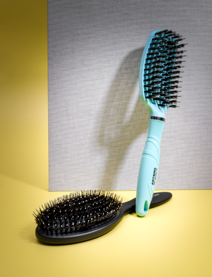 Cepillos 'Paddle Brush' y ' Ge-Bion 17', Artero