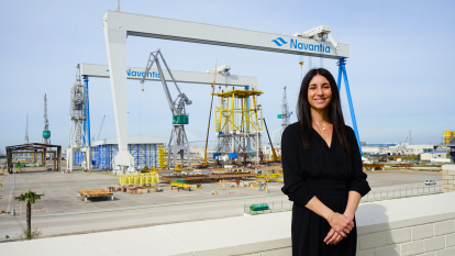 Elena Corrales Estarico, directora de Desarrollo de Ecosistema Colaborativo de Navantia Seanergies en el astillero de Puerto Real.