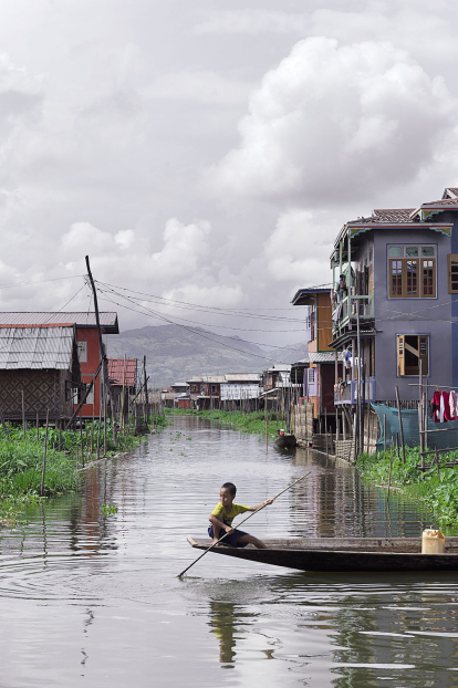 Canoa en el Lago Inle