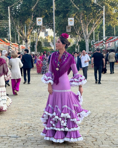Lourdes Montes en la Feria de Abril de Sevilla.